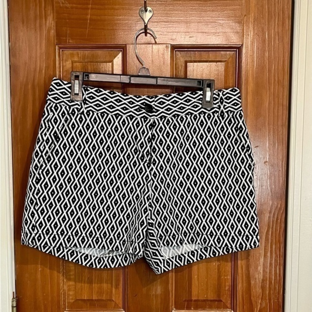 Roz & Ali Shorts